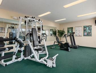 Baymont By Wyndham Columbia Maury Hotel Съоръжения снимка
