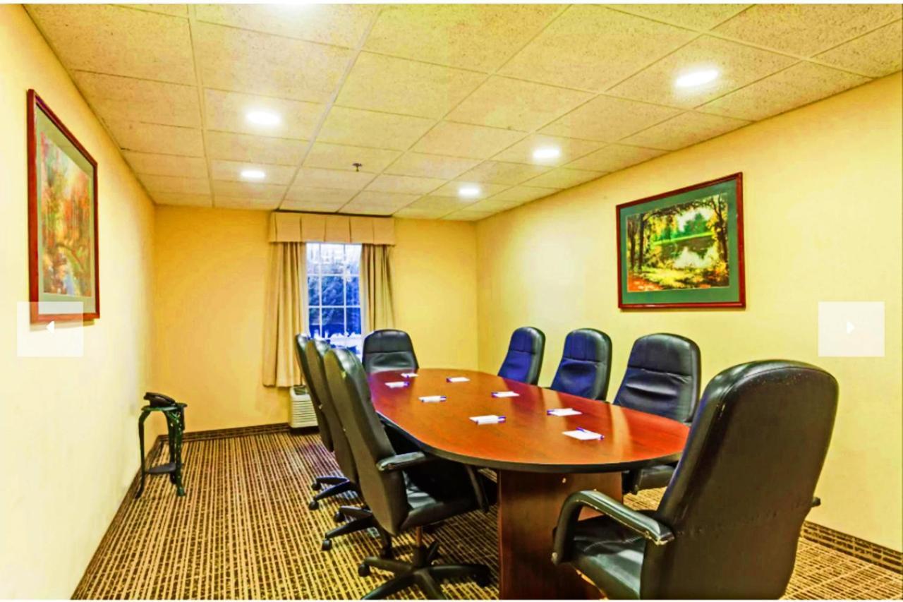 Baymont By Wyndham Columbia Maury Hotel Екстериор снимка